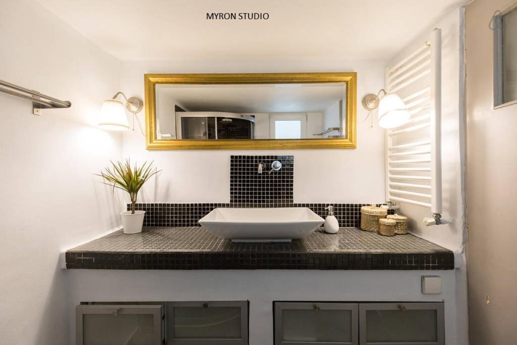 Myron Apartments Αθήνα Εξωτερικό φωτογραφία